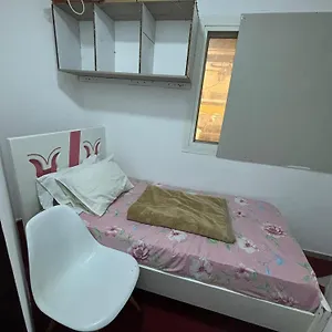 dubai-hostel-bedspace-and-backpackers.dubaihotelsoffers.com/
